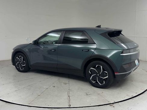 Used 2024 Hyundai Ioniq 5 SEL AWD/4WD image 4