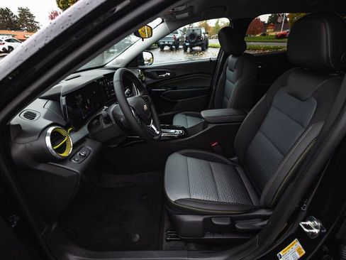 New 2026 Chevrolet Trax LT image 11