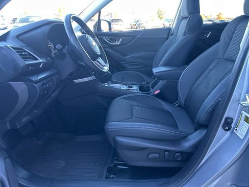 Used 2021 Subaru Forester Premium image 12