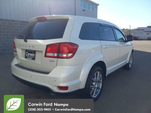 Used 2018 Dodge Journey GT w/ Driver Convenience Group image 3