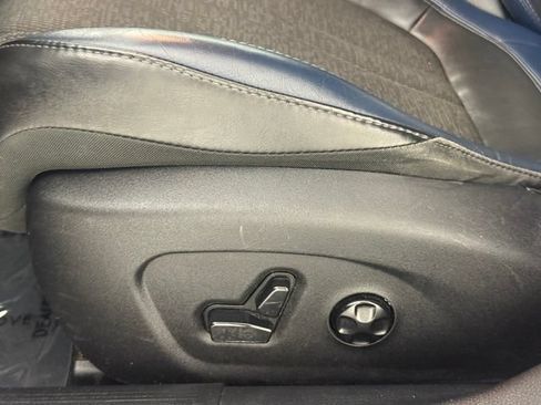 Used 2015 Chrysler 200 S w/ Navigation & Sound Group I FWD image 14