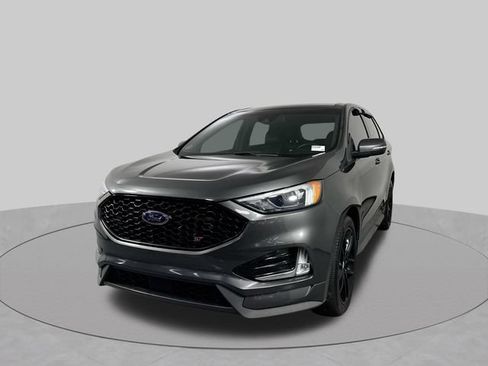 Used 2019 Ford Edge ST w/ Convenience Package AWD/4WD image 2