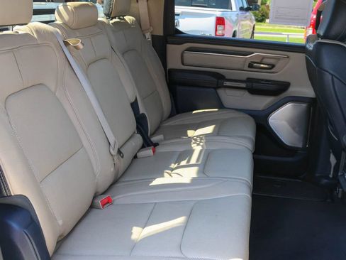 Used 2019 RAM 1500 Limited AWD/4WD image 12