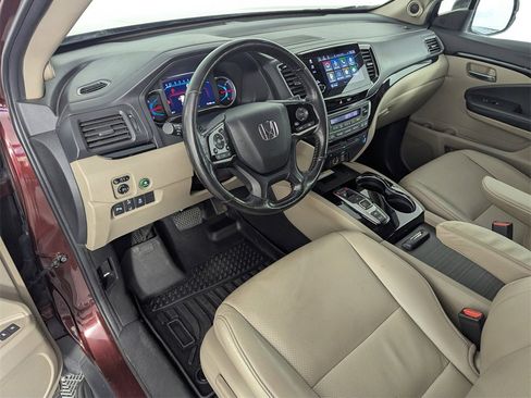 Used 2019 Honda Pilot Elite image 11