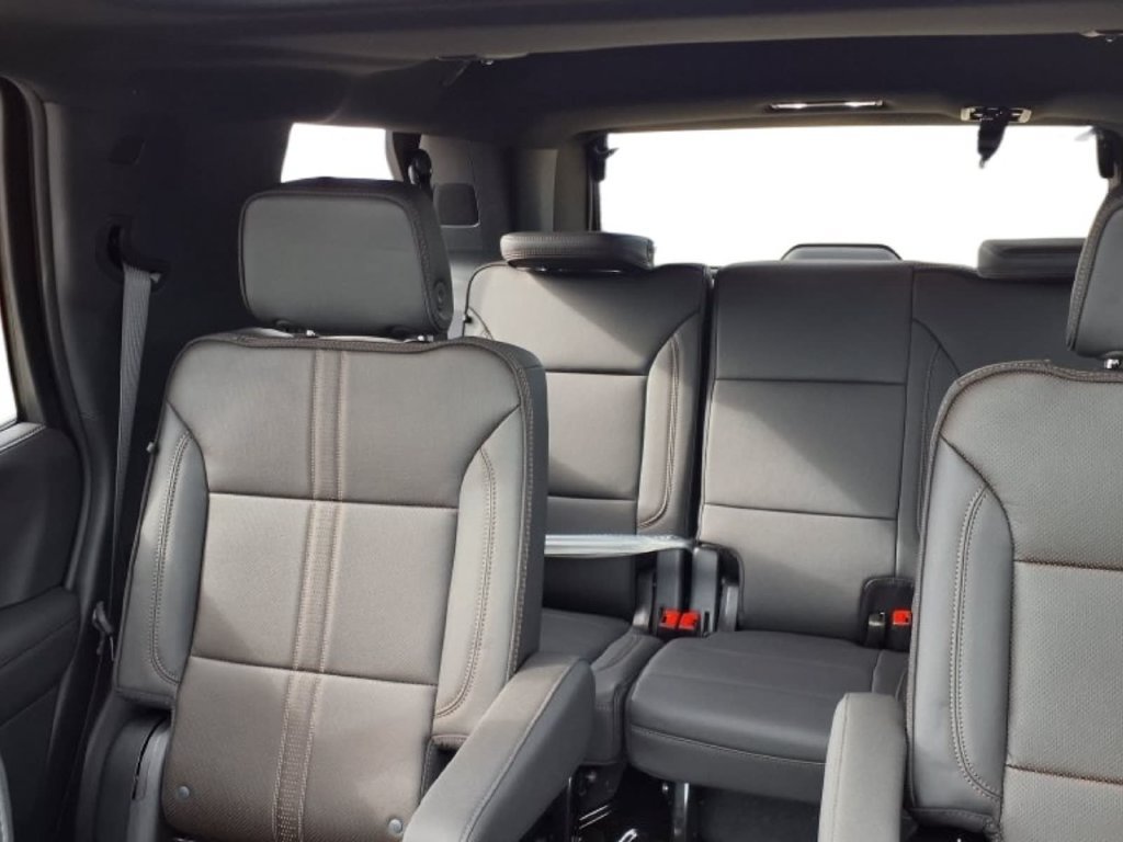New 2026 Chevrolet Tahoe High Country AWD/4WD image 31