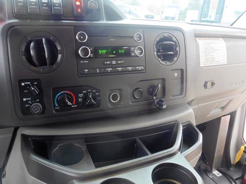 Used 2017 Ford E-450 and Econoline 450 Super Duty w/ Shuttle Bus Prep Package RWD image 7