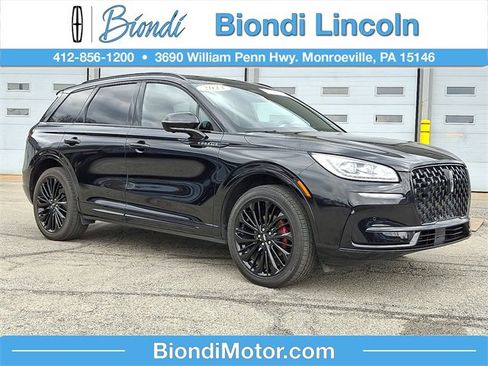 Used 2023 Lincoln Corsair Reserve w/ Equipment Group 201A image 1