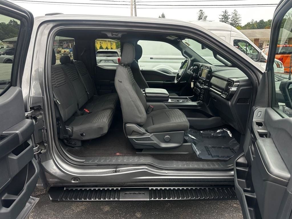 Used 2021 Ford F150 XL w/ Equipment Group 101A High AWD/4WD image 10