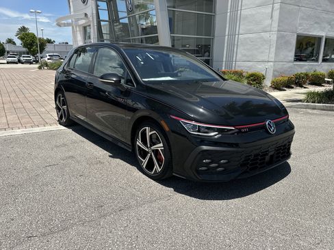 New 2025 Volkswagen GTI SE image 4