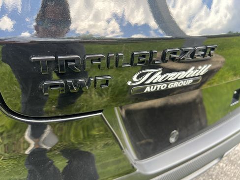 Used 2024 Chevrolet TrailBlazer RS w/ Convenience Package AWD/4WD image 16