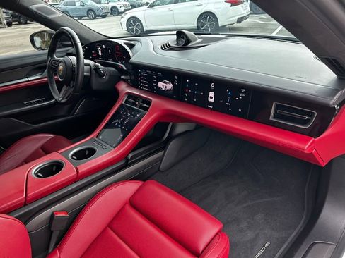 Used 2020 Porsche Taycan Turbo S image 21