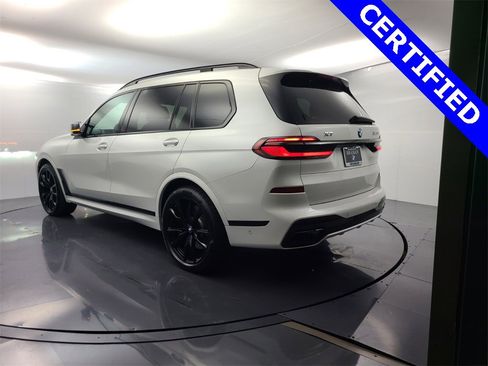 Used 2024 BMW X7 M60i w/ Executive Package image 7
