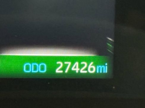 Certified 2024 Toyota Sienna XLE image 8