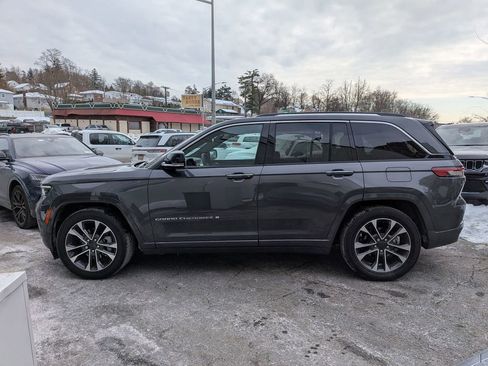 Used 2023 Jeep Grand Cherokee Overland image 10