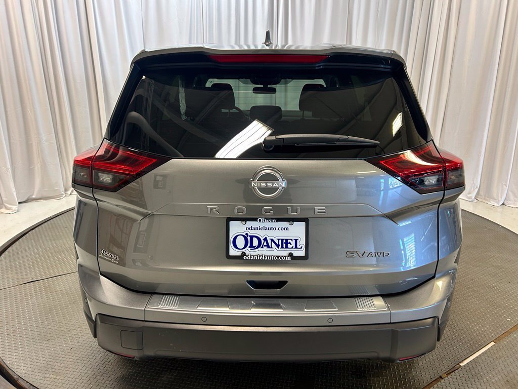 Used 2024 Nissan Rogue SV AWD/4WD image 28
