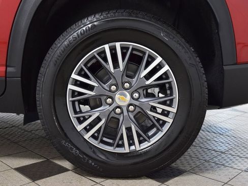 New 2026 Chevrolet Traverse LT w/ Driver Confidence Package FWD image 26