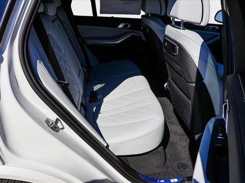 New 2026 BMW X5 M60i w/ Executive Package image 24