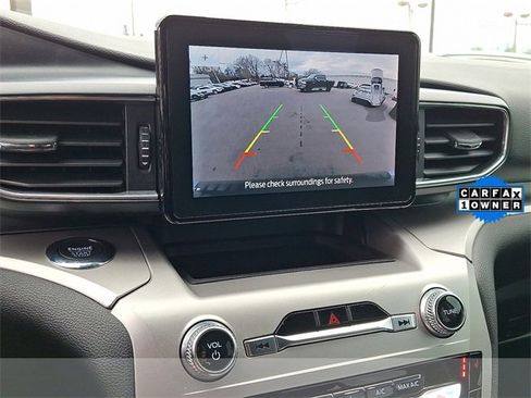 Used 2022 Ford Explorer XLT w/ Equipment Group 202A image 18