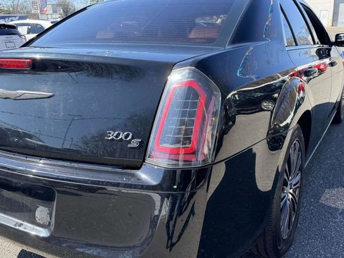 Used 2012 Chrysler 300 S image 11
