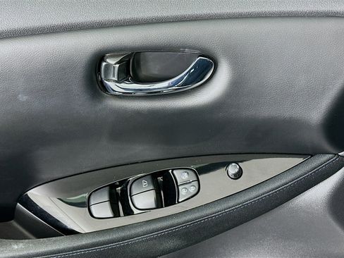 Used 2019 Nissan Leaf SV Plus w/ SV Plus Technology Package image 15