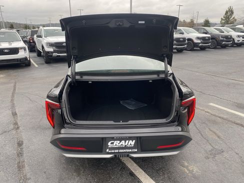 Used 2026 Kia K4 LXS image 9