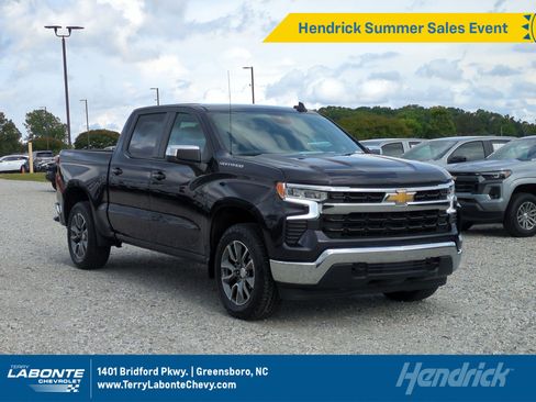 Used 2024 Chevrolet Silverado 1500 LT AWD/4WD image 1