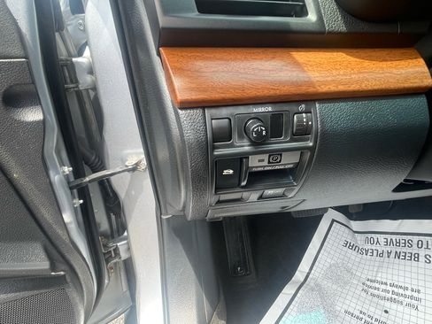 Used 2013 Subaru Outback 3.6R Limited w/ Moonroof Pkg image 17