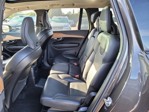 Certified 2023 Volvo XC90 T8 Plus w/ Protection Package Premier image 12