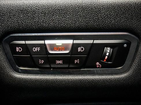 Used 2021 BMW X5 xDrive40i w/ Premium Package 2 image 28