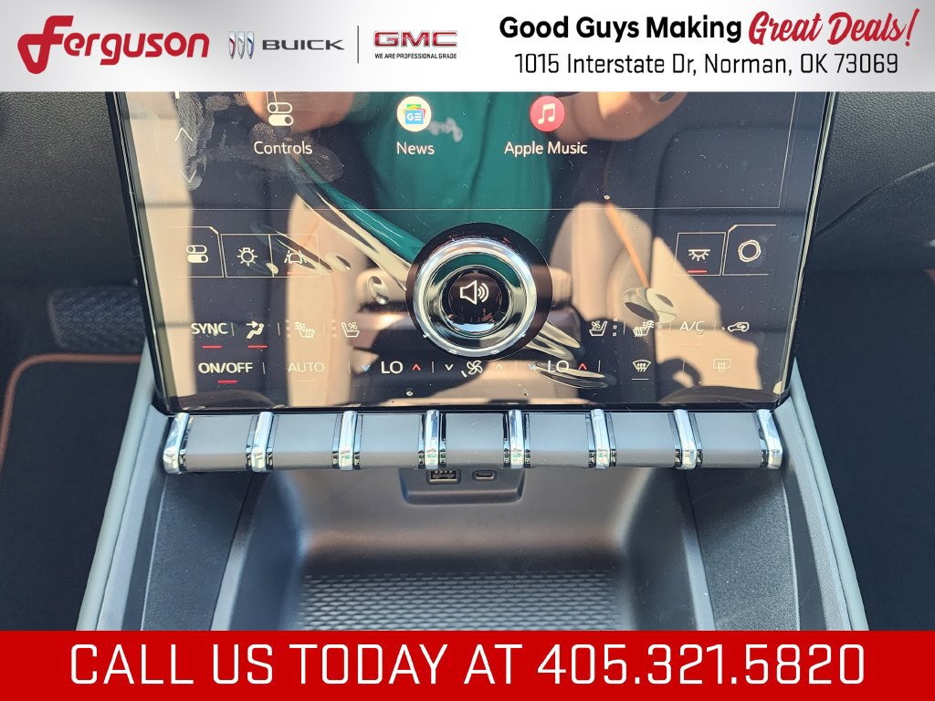 New 2027 GMC Terrain AT4 w/ Convenience Package III AWD/4WD image 31