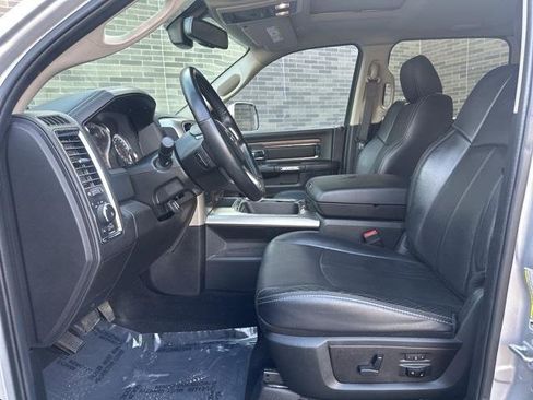 Used 2018 RAM 2500 Laramie image 16