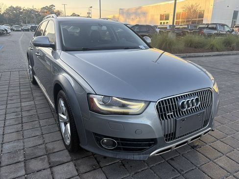 Used 2016 Audi A4 Premium Plus w/ Technology Package image 5