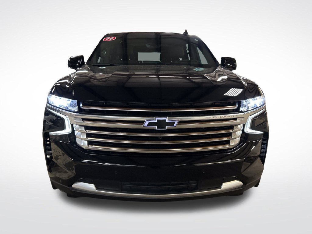 Used 2024 Chevrolet Tahoe High Country w/ Premium Package AWD/4WD image 9