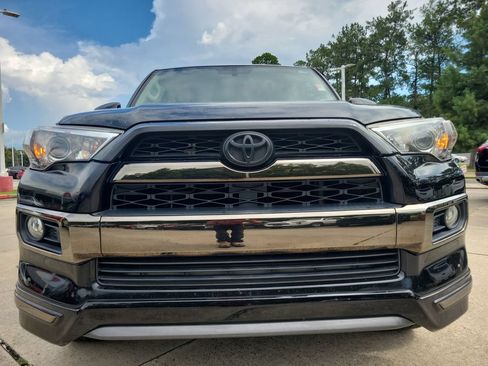 Used 2019 Toyota 4Runner Limited RWD image 7