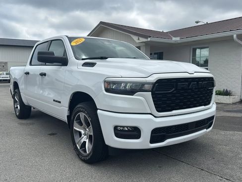 Used 2025 RAM 1500 Tradesman AWD/4WD image 7