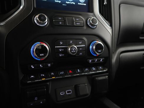 Used 2020 GMC Sierra 1500 Denali w/ Denali Ultimate Package AWD/4WD image 19