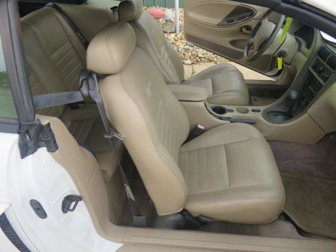 Used 2001 Ford Mustang GT RWD image 26