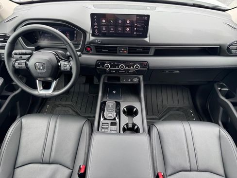 Certified 2026 Honda Pilot Touring image 13