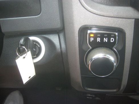 Used 2014 RAM 1500 Express image 21