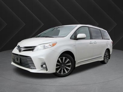 Used 2020 Toyota Sienna XLE Premium