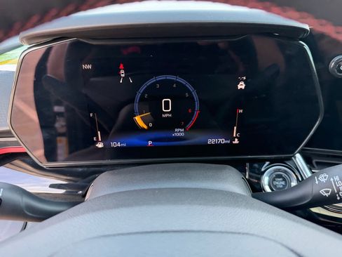 Used 2024 Chevrolet Trax RS w/ Sunroof Package image 30