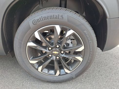 Used 2023 Chevrolet TrailBlazer LT FWD image 13