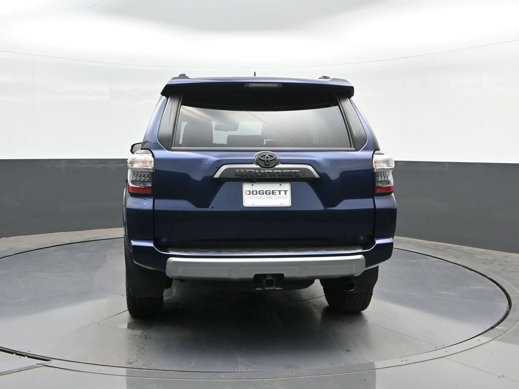 Used 2022 Toyota 4Runner TRD Off-Road Premium AWD/4WD image 8