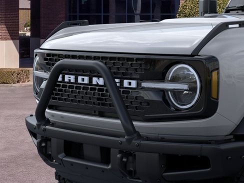 New 2026 Ford Bronco Badlands w/ Black Appearance Package AWD/4WD image 19