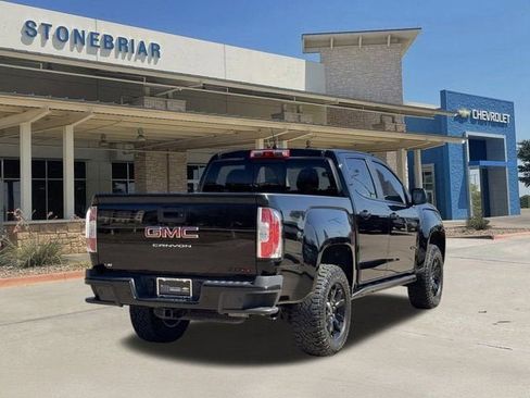 Used 2022 GMC Canyon AT4 image 5