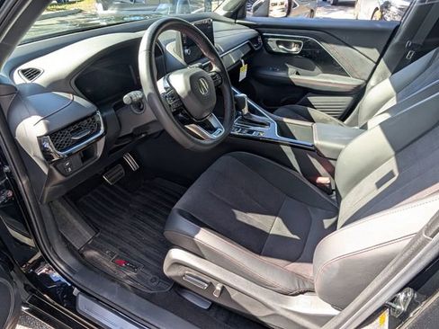 Used 2025 Acura ADX A-Spec image 10