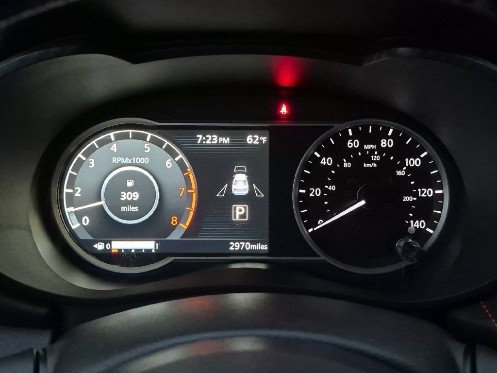 Certified 2025 Nissan Versa SR FWD image 19