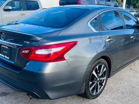 Used 2016 Nissan Altima 2.5 SR FWD image 5