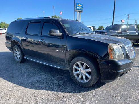 Used 2008 GMC Yukon XL Denali AWD/4WD image 2