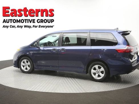 Used 2020 Toyota Sienna L FWD image 63